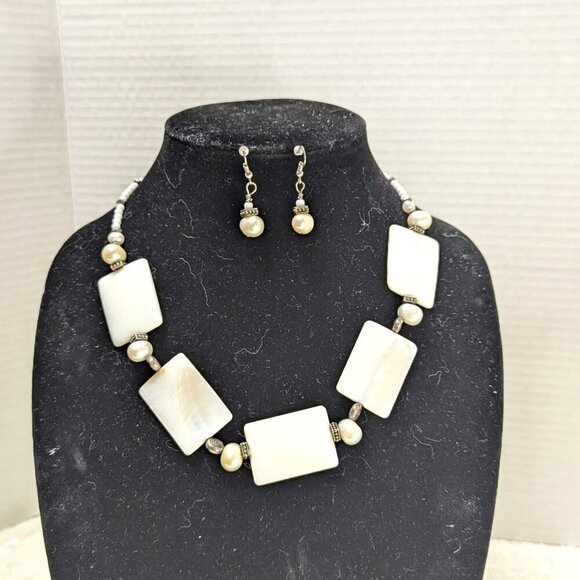 White Natural Square Mother of Pearl Necklace Earrings Natural Pearl Bead - Picture 3 of 10